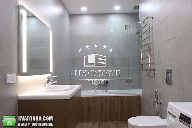 Rent out 2-room apartment. Киев,  Щорса — photo 3