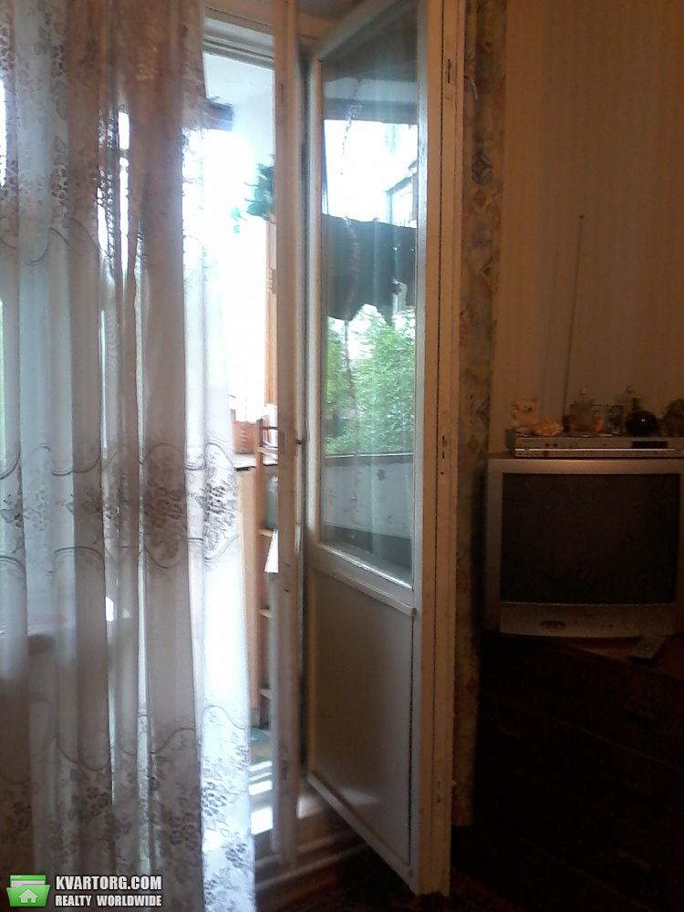 Sell 2-room apartment. Киев,  Курская — photo 8