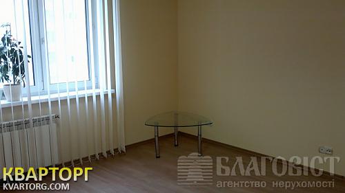 Sell 3-room apartment. Киев,  Урловская — photo 1