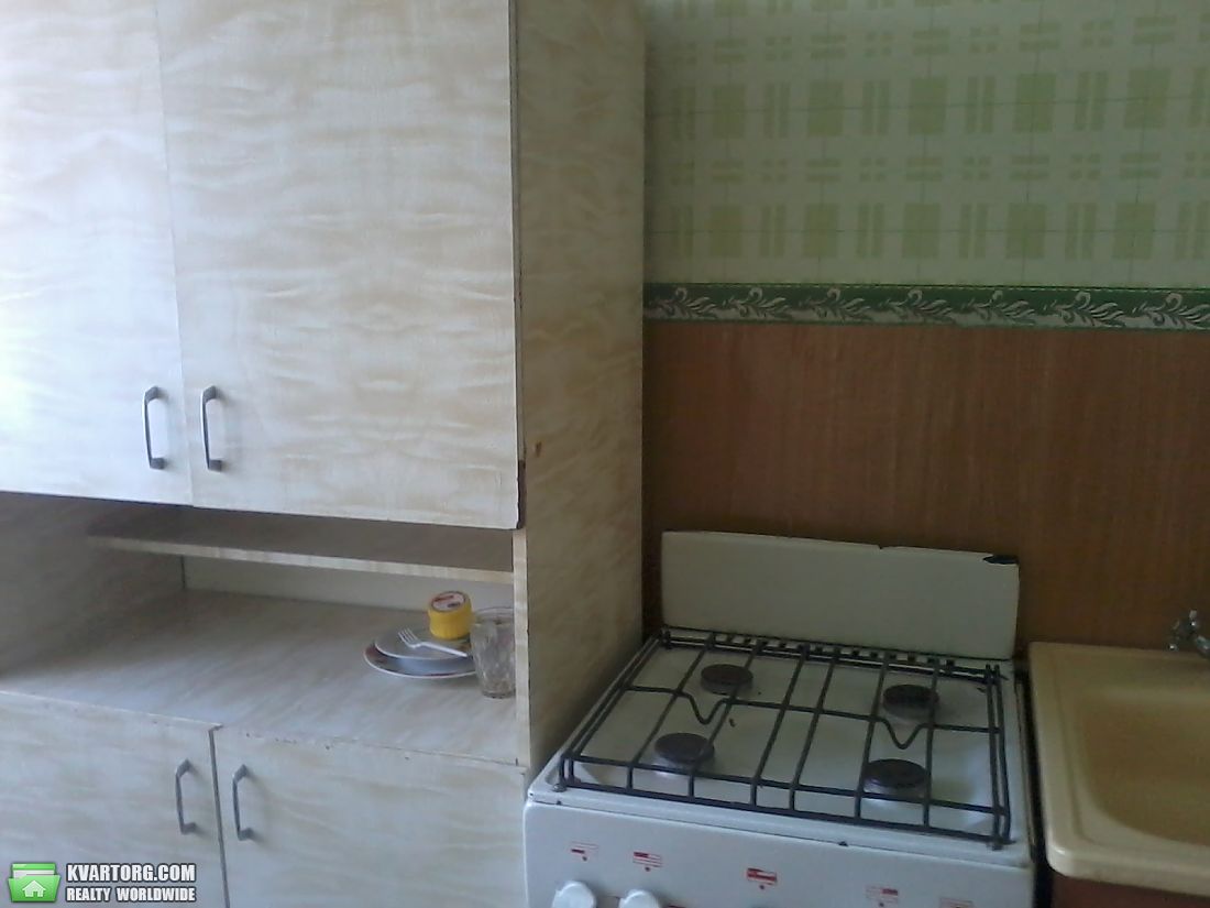 Rent out 1-room apartment. Киевская обл., Соборна — photo 2