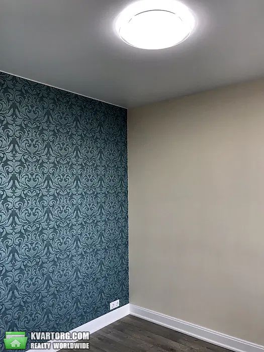 Sell 2-room apartment. Киев,  Малоземельная — photo 4