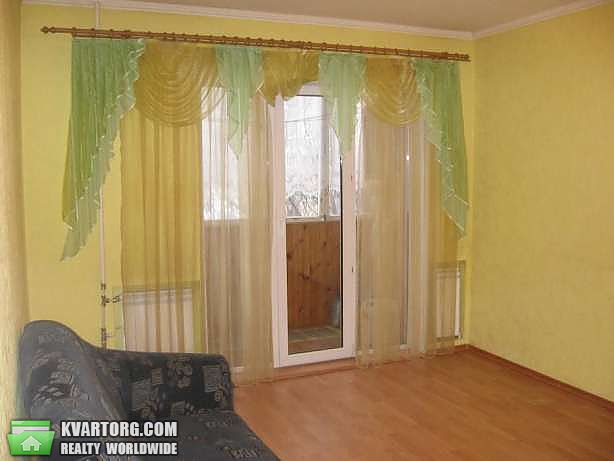 Rent out 2-room apartment. Киев,  Вербицкого — photo 1