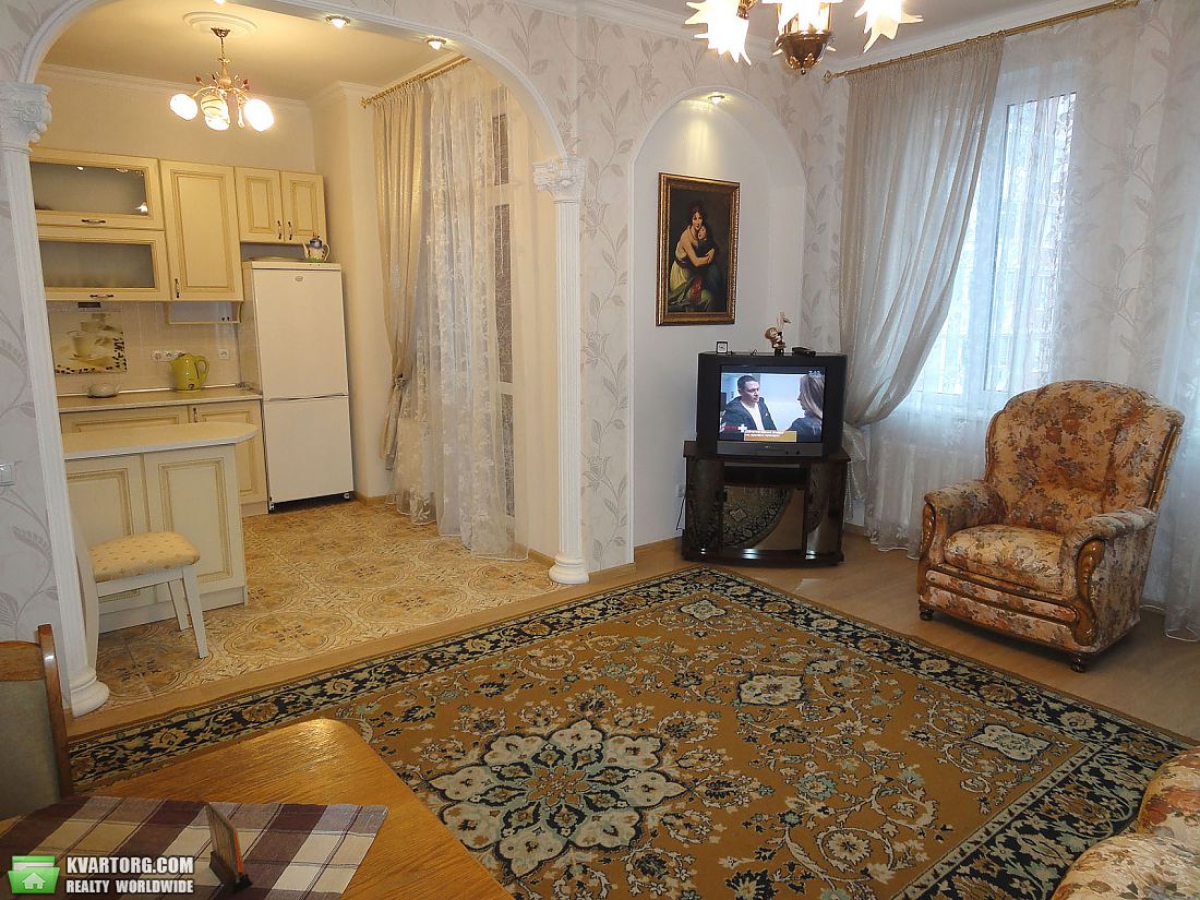 Rent out 3-room apartment. Одесса, Базарная — photo 2