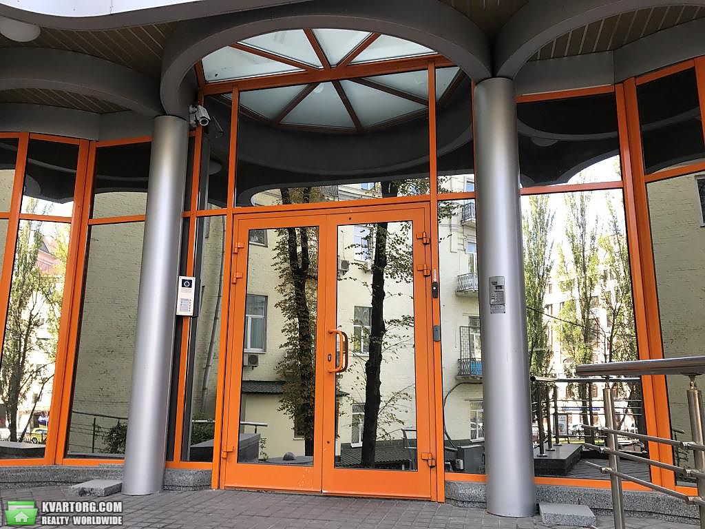 Rent out 3-room apartment. Киев,  Шевченко бул — photo 2