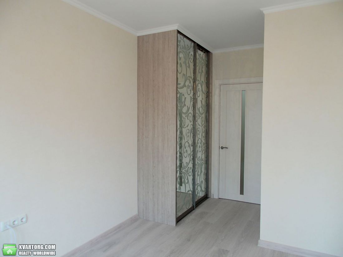 Sell 1-room apartment. Киев,  Григоровича-Барского — photo 2