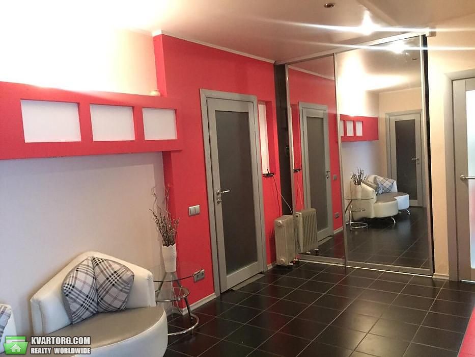 Rent out 2-room apartment. Киев,  Днепровская наб — photo 10