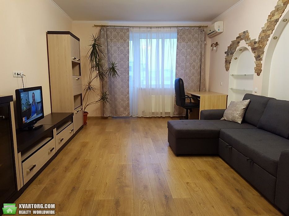 Rent out 1-room apartment. Киев,  Бориспольская — photo 2