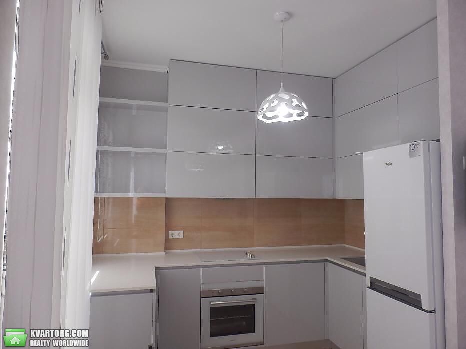 Rent out 1-room apartment. Киев,  Гмыри — photo 4
