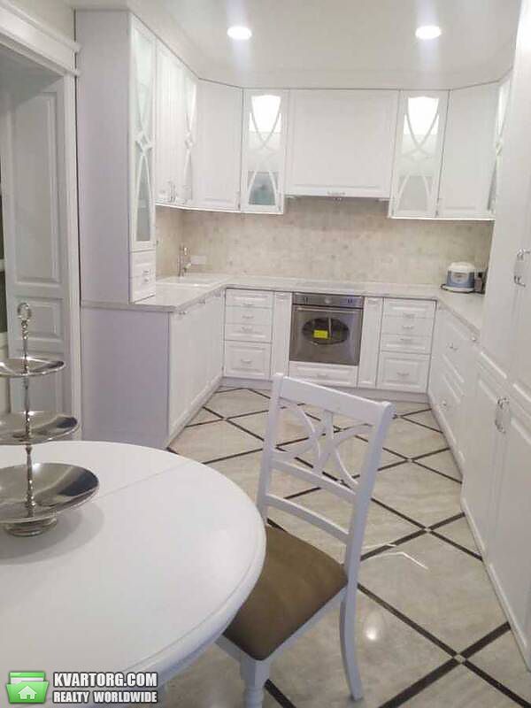 Sell 3-room apartment. Киев, Регенераторная — photo 2