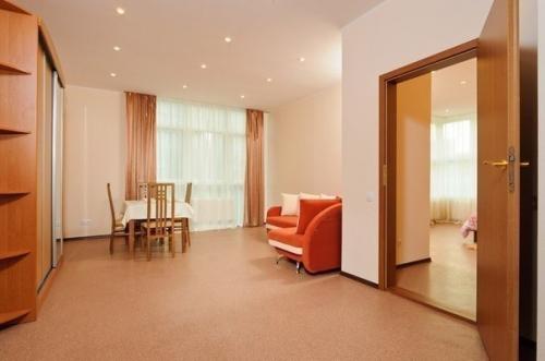 Rent out 1-room apartment. Харьков, Пушкинский въезд — photo 2