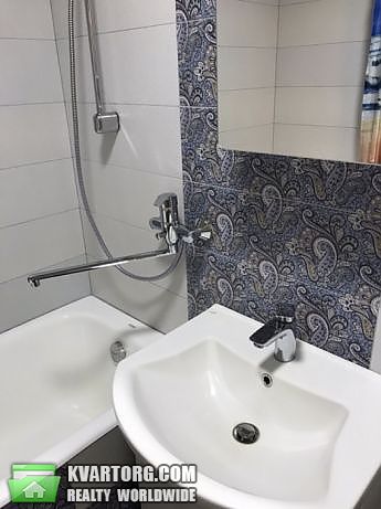 Sell 2-room apartment. Киев,  Бережанская — photo 4