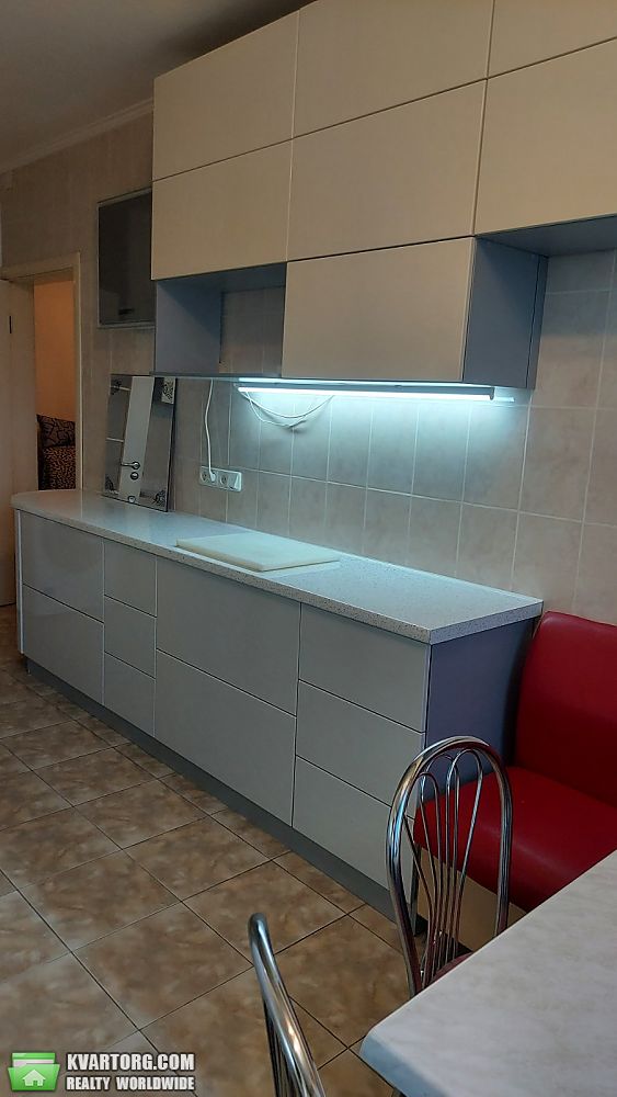 сдам 3-комнатную квартиру Киев, ул. Беретти 10 - Фото 2