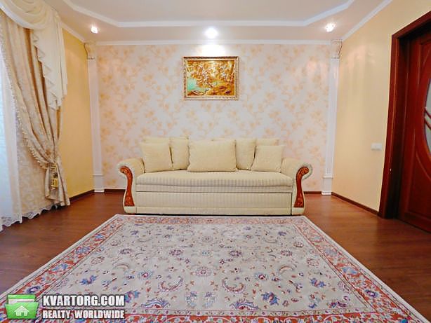 Rent out 2-room apartment. Киев,  Ломоносова — photo 2