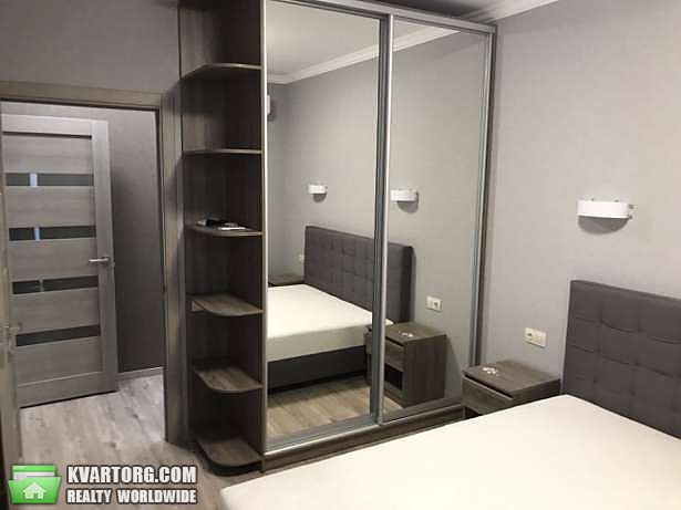 Rent out 2-room apartment. Киев, Регенераторная — photo 4