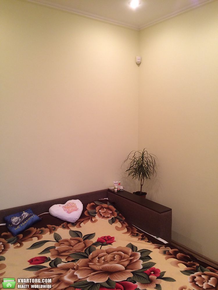 Sell 3-room apartment. Киев,  Ялтинская — photo 4