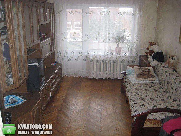 Sell 2-room apartment. Киев,  Соломенская — photo 1