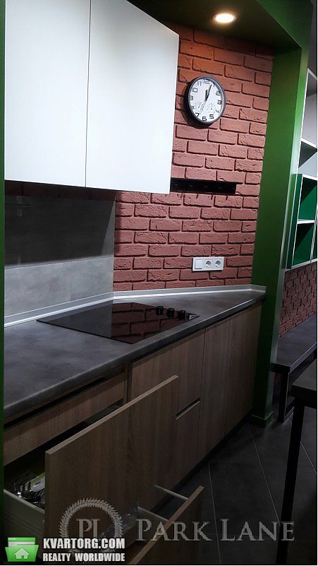 Rent out 2-room apartment. Киев,  Рижская — photo 4
