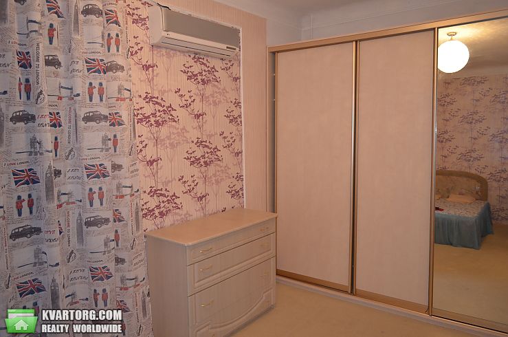 Sell 2-room apartment. Киев,  Кустанайская — photo 2