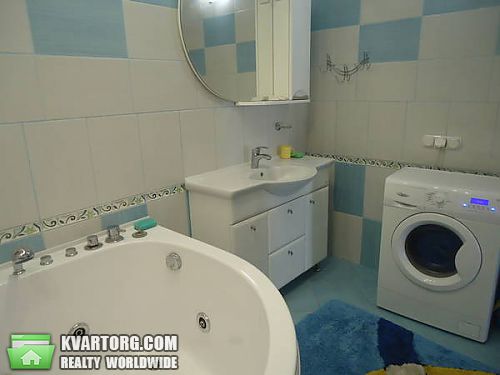 Rent out 3-room apartment. Киев,  пр-т Героев Сталинграда — photo 7