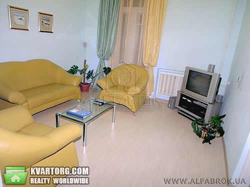 Sell 3-room apartment. Киев, Михайловский пер. — photo 7