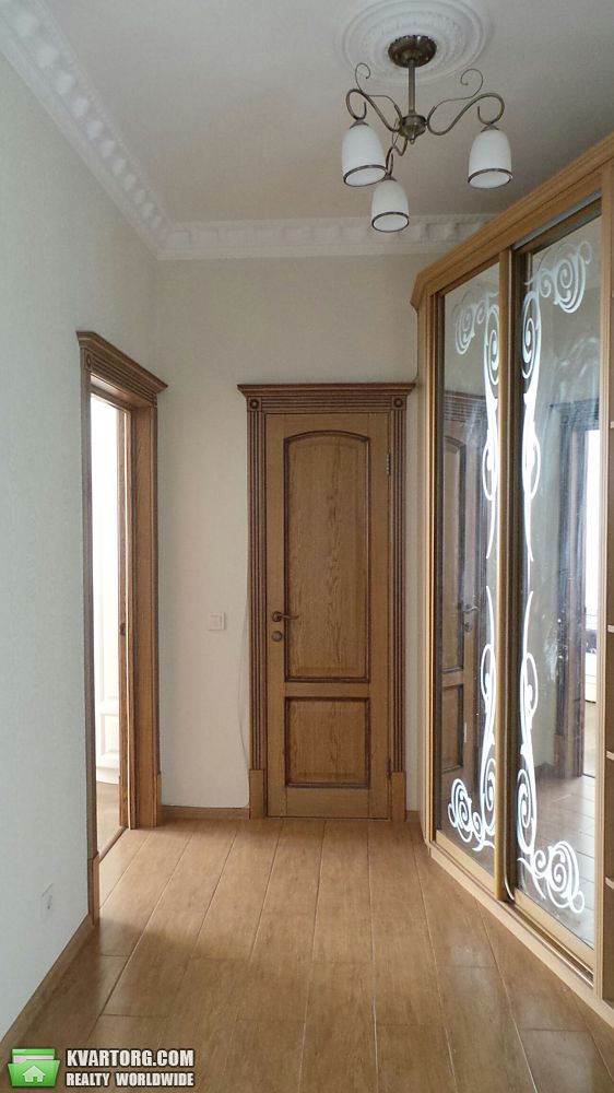 Rent out 2-room apartment. Киев,  Днепровская наб — photo 6