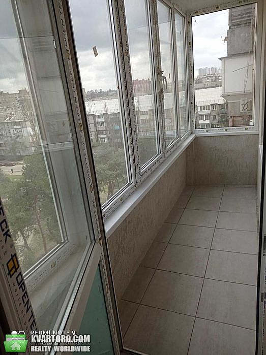 Sell 2-room apartment. Киев,  Труда бул — photo 6
