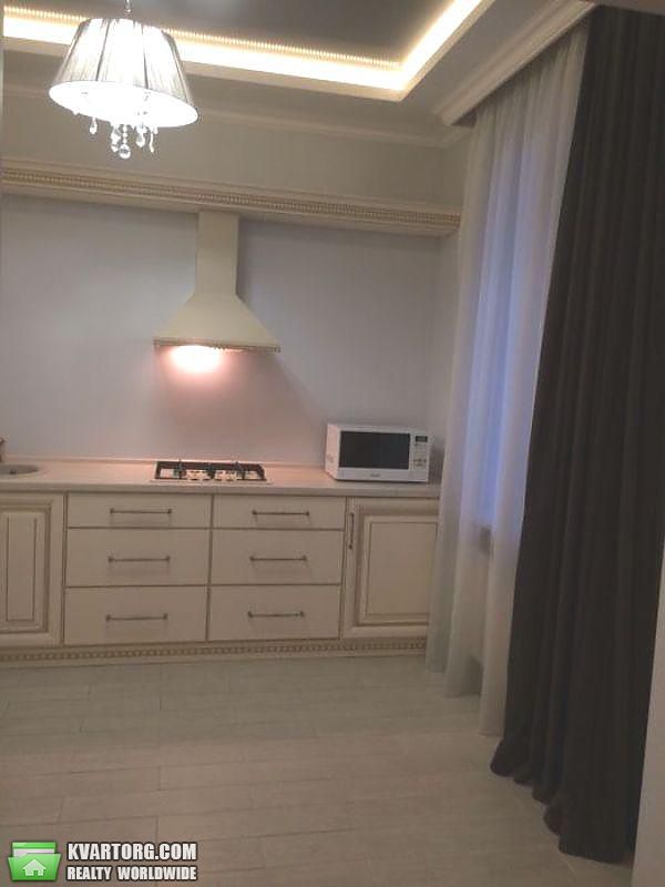 Rent out 1-room apartment. Киев,  Просвещения — photo 4