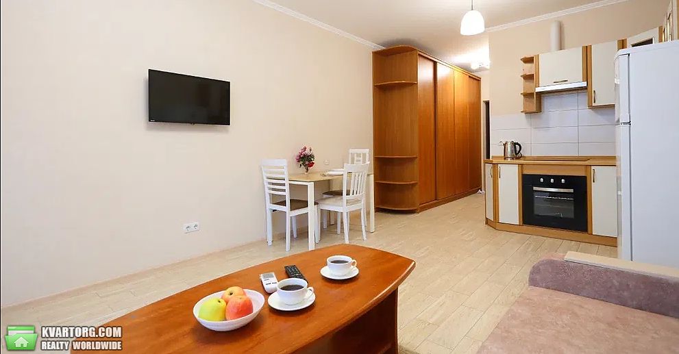 Rent out 1-room apartment. Киев,  Львовская — photo 3