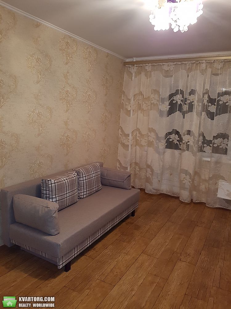 Sell 2-room apartment. Киев,  Ирпенская — photo 4