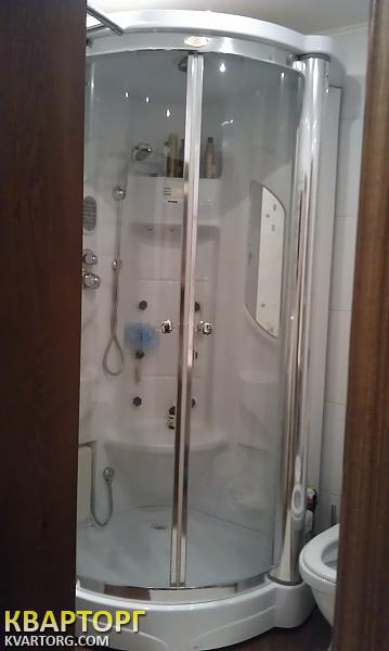 Rent out 3-room apartment. Киев,  Радунская — photo 4