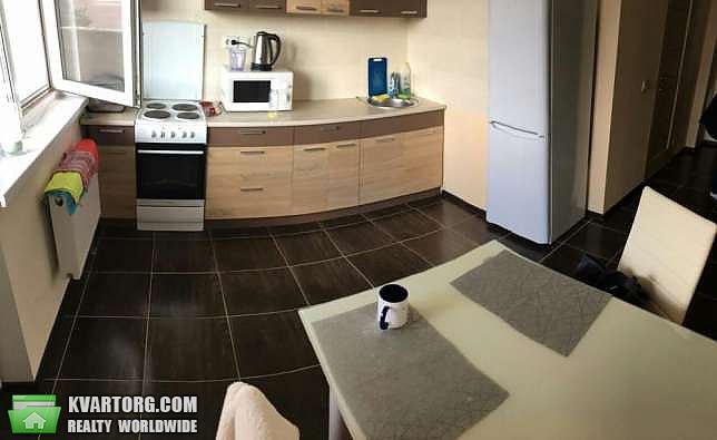 Rent out 1-room apartment. Киев,  Харьковское шоссе — photo 1