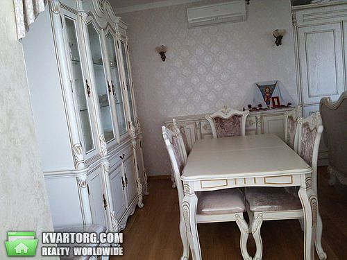 Rent out 2-room apartment. Киев,  Оболонская наб — photo 2