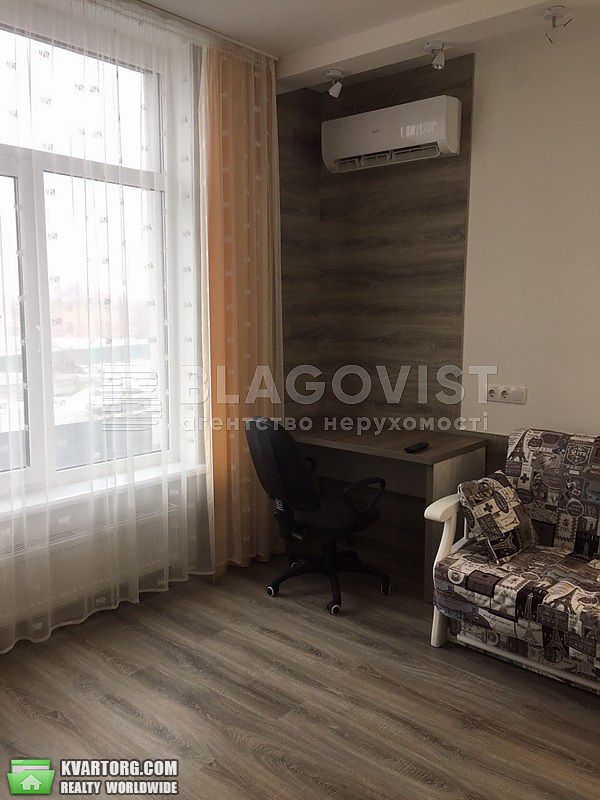Rent out 1-room apartment. Киев,  Волошская — photo 8