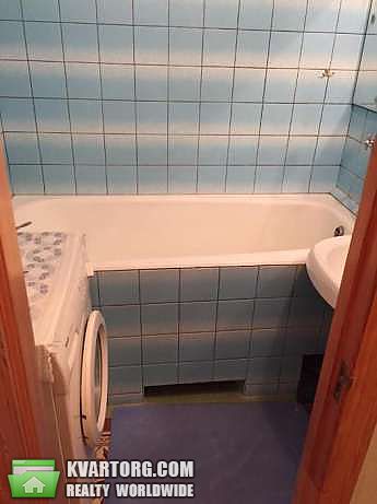 Rent out 2-room apartment. Киев,  Бажана — photo 8