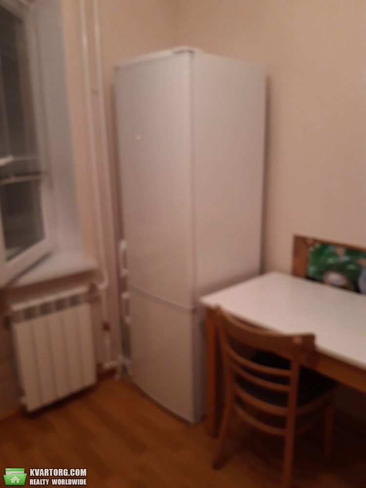 Rent out 1-room apartment. Киев, Бульвар Труда — photo 4