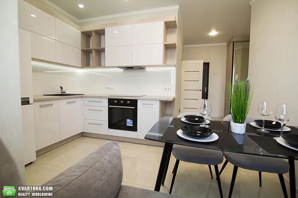 Sell 2-room apartment. Киев, Березовая — photo 1