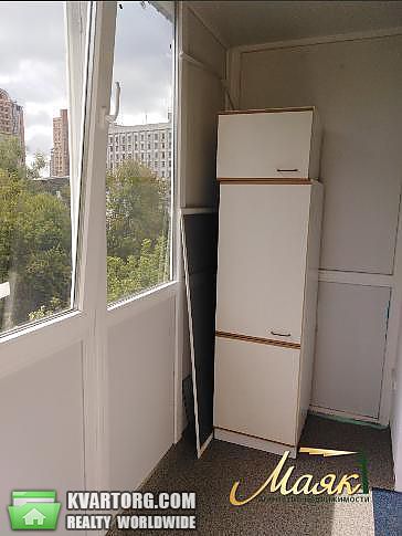 Rent out 2-room apartment. Киев, алмазова — photo 2