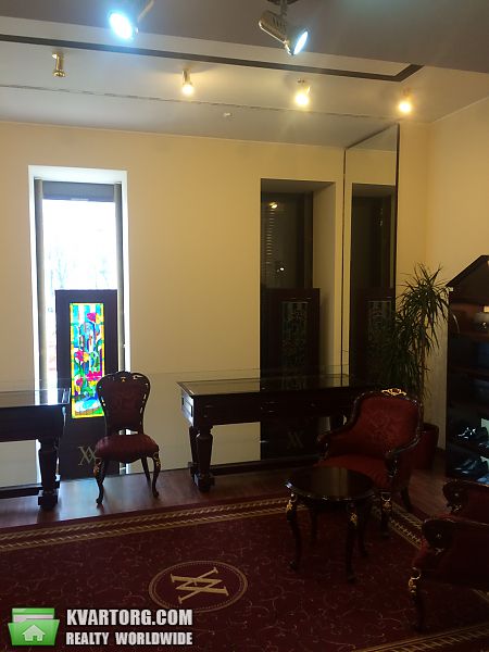 Rent out shop. Киев, Владимирская — photo 10