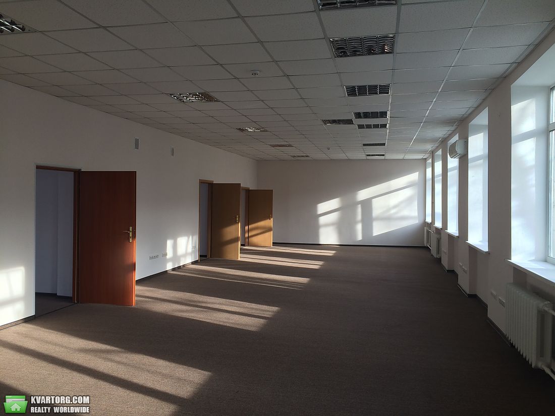 Rent out office. Киев, Воровского — photo 1
