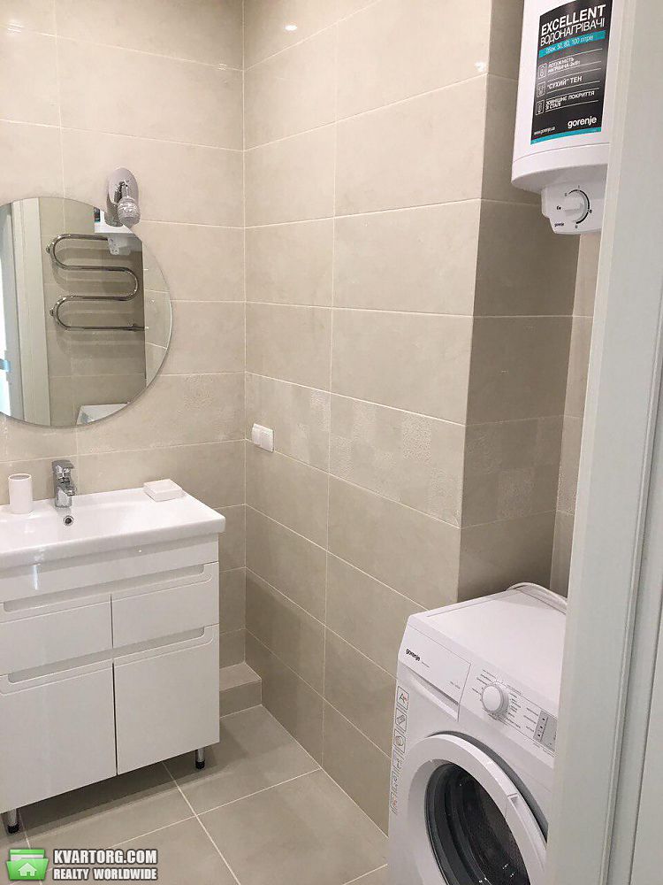 Rent out 2-room apartment. Киев,  Победы пр — photo 9