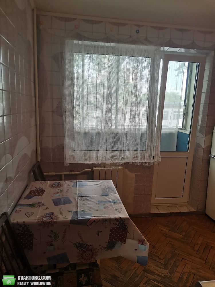 Rent out 1-room apartment. Киев, Голосіївський проспект — photo 4