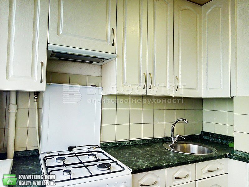 Rent out 2-room apartment. Киев,  Леси Украинки бул — photo 7