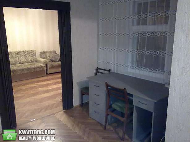 Rent out 3-room apartment. Киев,  Константиновская — photo 1