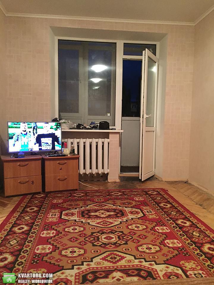 Sell 2-room apartment. Киев,  Воссоединения пр — photo 1