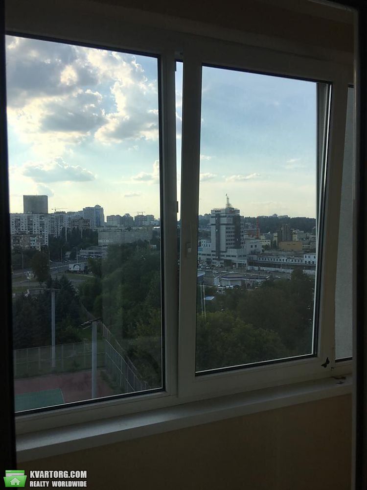 Rent out 2-room apartment. Киев,  Большая Китаевская — photo 9