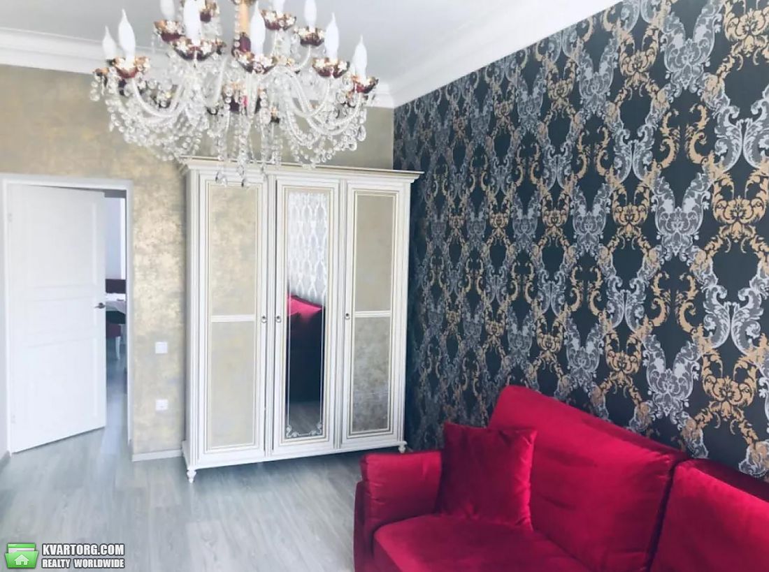 Rent out 2-room apartment. Киев,  Прорезная — photo 1