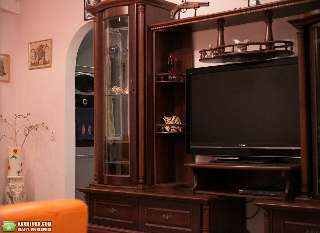 Rent out 3-room apartment. Одесса, Солнечная — photo 2