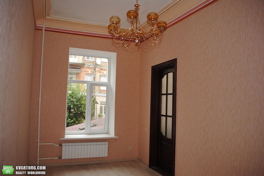 Sell 2-room apartment. Киев, Шевченко Тараса бульв. — photo 4