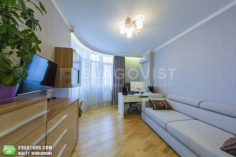 Sell 3-room apartment. Киев,  Липковского — photo 8