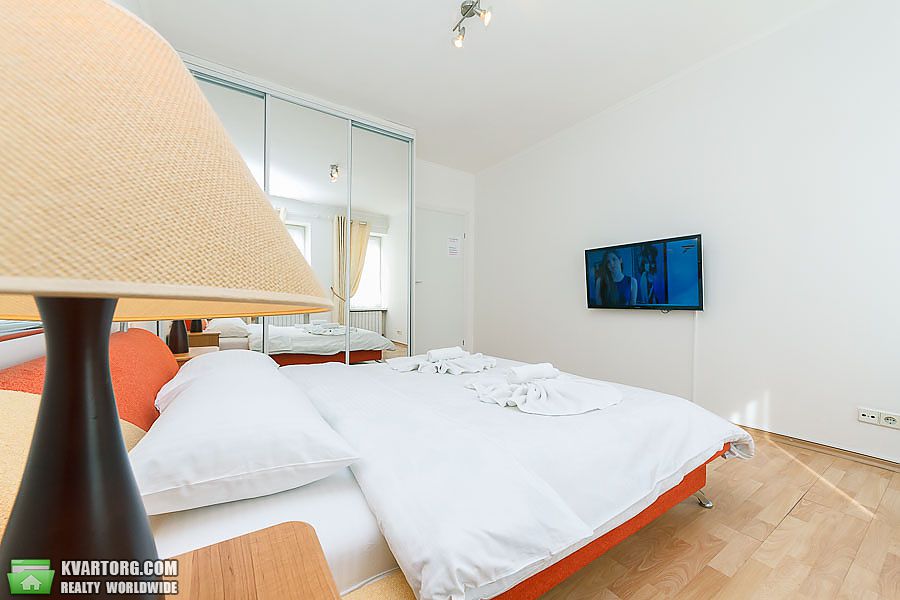 Rent out 4-room apartment. Киев, Шота Руставели — photo 9